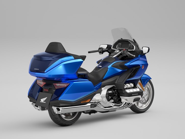 GL 1800 Gold Wing ‘Tour’ Glint Wave Blue Metallic